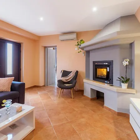 Apartment 1 Bedroom Stunning In
