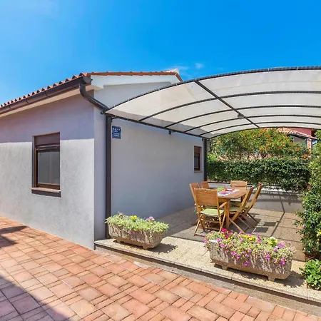 Διαμέρισμα 1 Bedroom Stunning In