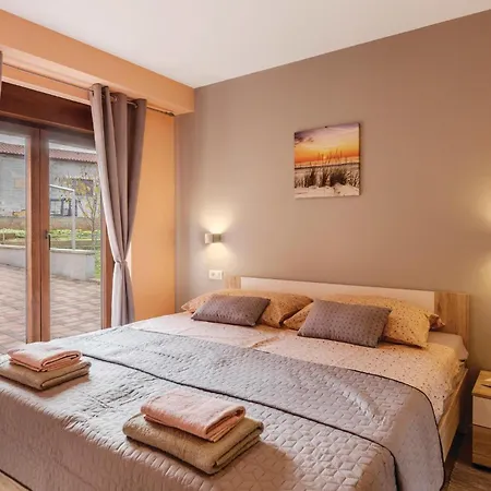 1 Bedroom Stunning In * Pula